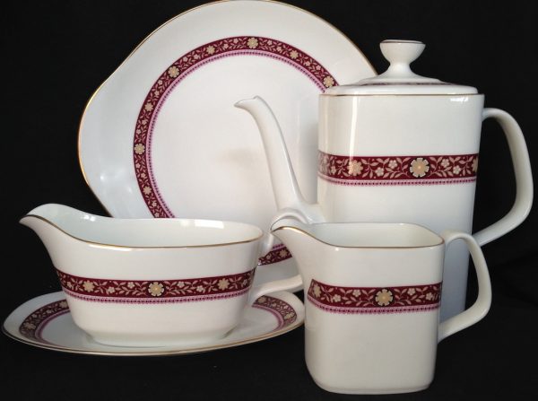 Royal Doulton Minuet