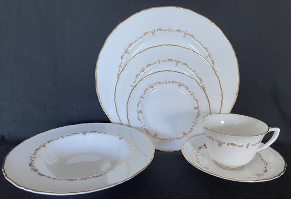 Royal Worcester Gold Chantilly
